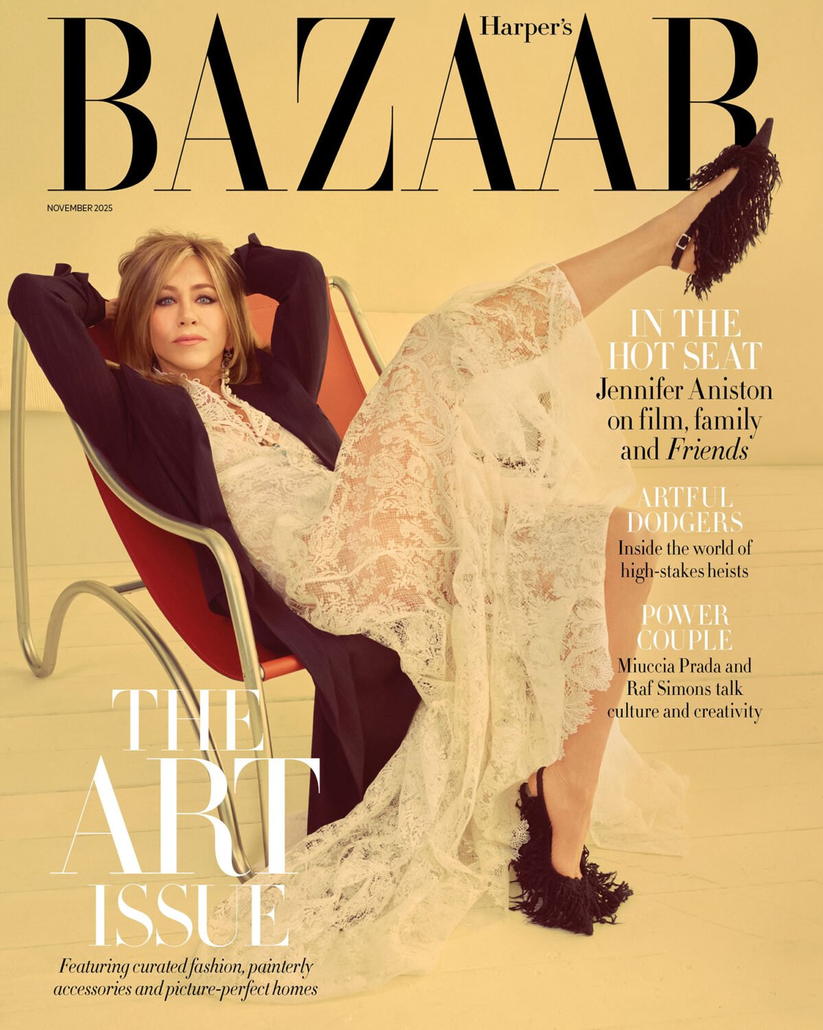 Harper’s Bazaar Anh 11/2025: Jennifer Aniston chụp bởi Emma Summerton Harper’s Bazaar Anh 11/2025: Jennifer Aniston chụp bởi Emma Summerton