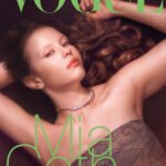 Vogue Italia 11/2025: Mia Goth chụp bởi Mark Peckmezian