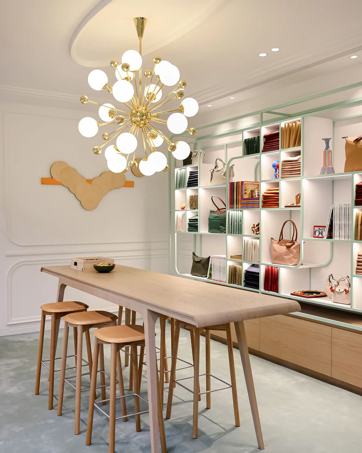 Ngôi nhà Longchamp vừa mở cửa tại Thượng Hải: Di sản Pháp kết hợp văn hóa Á Đông Ngôi nhà Longchamp vừa mở cửa tại Thượng Hải: Di sản Pháp kết hợp văn hóa Á Đông