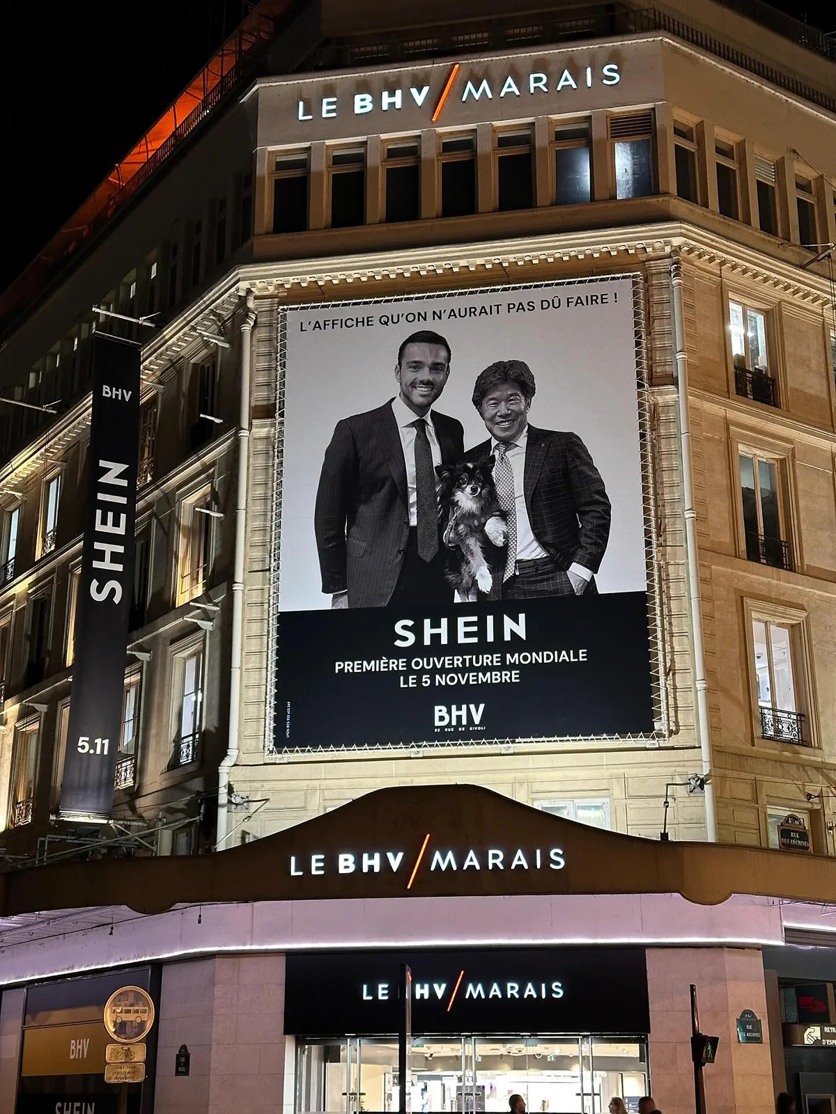 Cửa hàng đầu tiên trên thế giới của Shein thu hút 50.000 khách trong 5 ngày đầu bất chấp làn sóng phản đối Cửa hàng đầu tiên trên thế giới của Shein thu hút 50.000 khách trong 5 ngày đầu bất chấp làn sóng phản đối