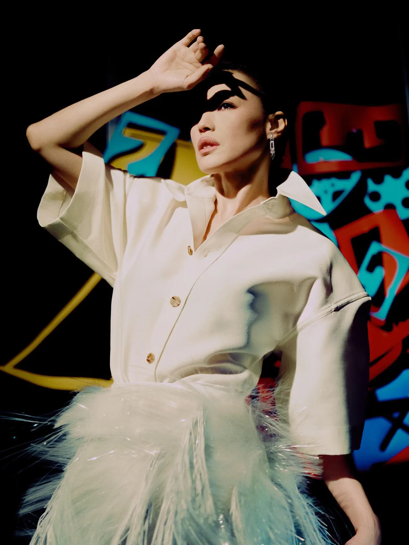 Vogue Trung Quốc 11/2025: Thư Kỳ chụp bởi Nick Yang Vogue Trung Quốc 11/2025: Thư Kỳ chụp bởi Nick Yang