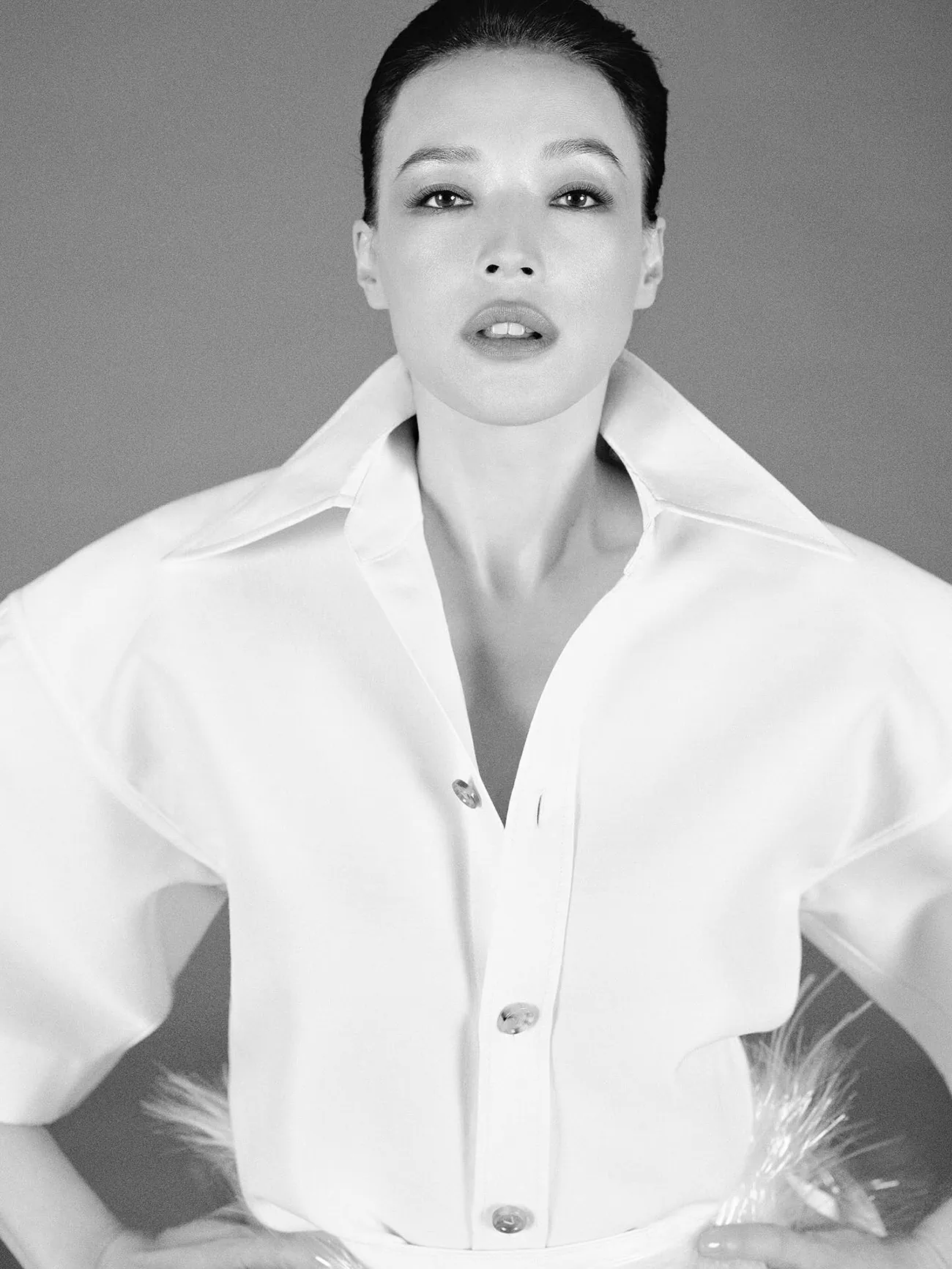 Vogue Trung Quốc 11/2025: Thư Kỳ chụp bởi Nick Yang Vogue Trung Quốc 11/2025: Thư Kỳ chụp bởi Nick Yang