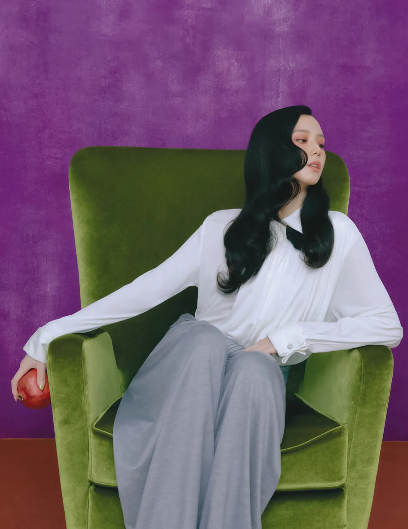 Elle Hàn Quốc 12/2025: Jisoo (Blackpink) mặc Dior, chụp bởi An Sangmi