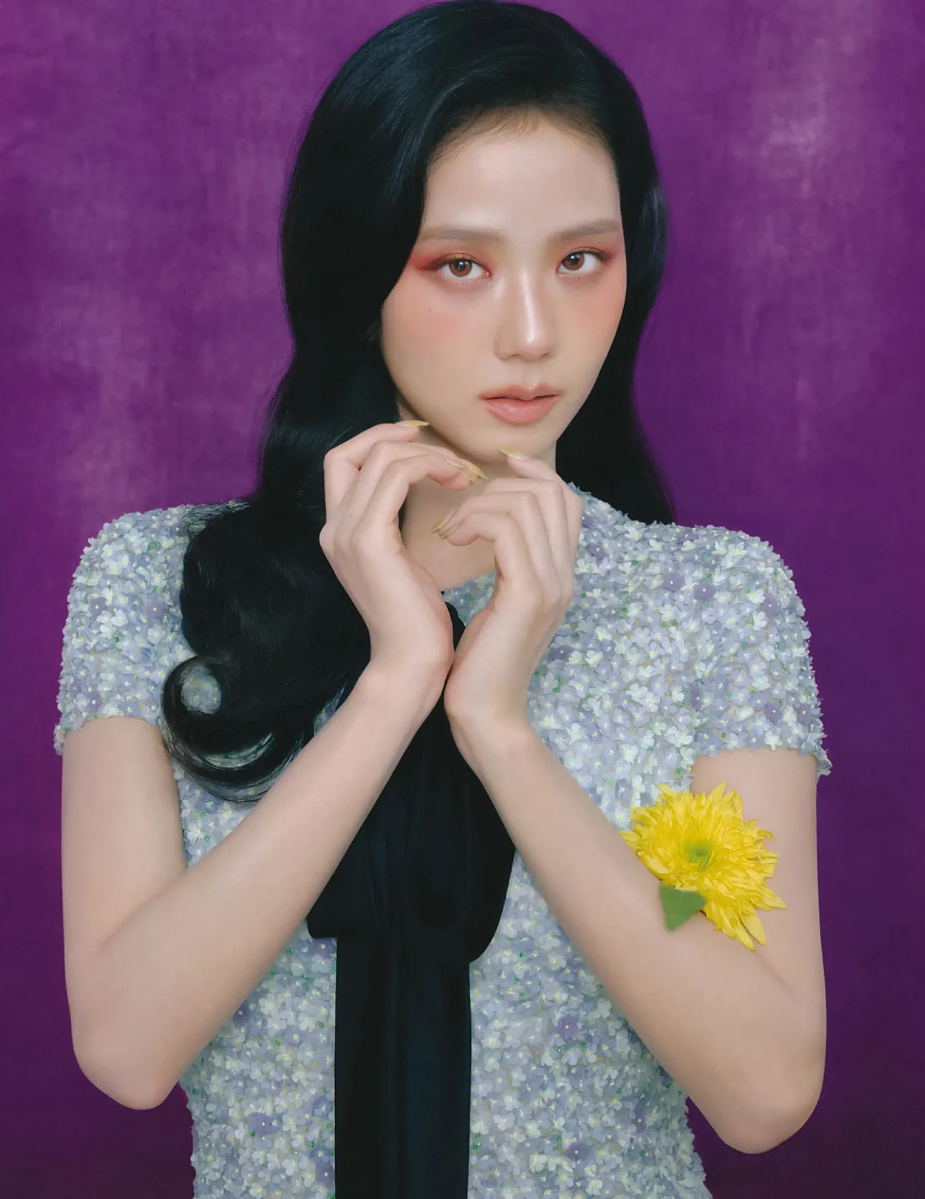 Elle Hàn Quốc 12/2025: Jisoo (Blackpink) mặc Dior, chụp bởi An Sangmi