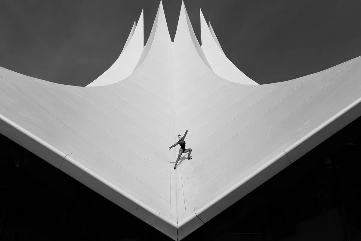 Những bức ảnh thời trang đoạt giải thưởng World Photo Annual 2025 của reFocus