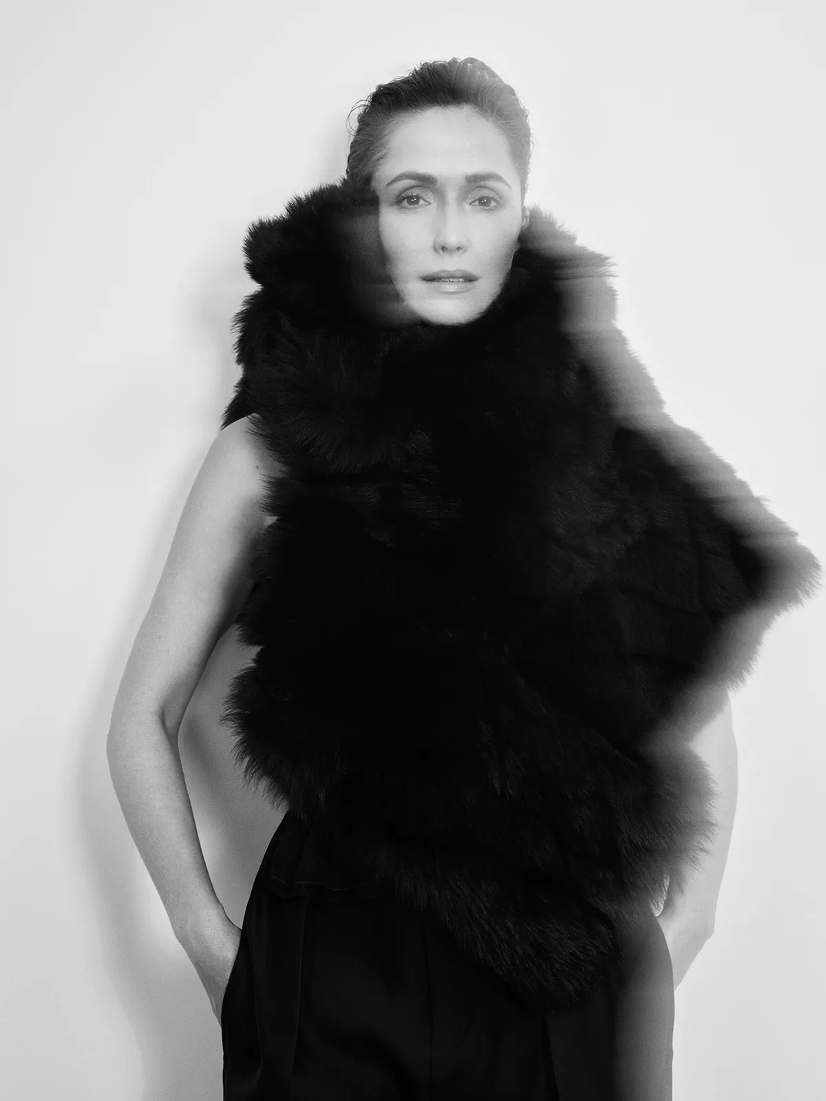 Elle US 12/2025-01/2026: Rose Byrne chụp bởi Zoey Grossman