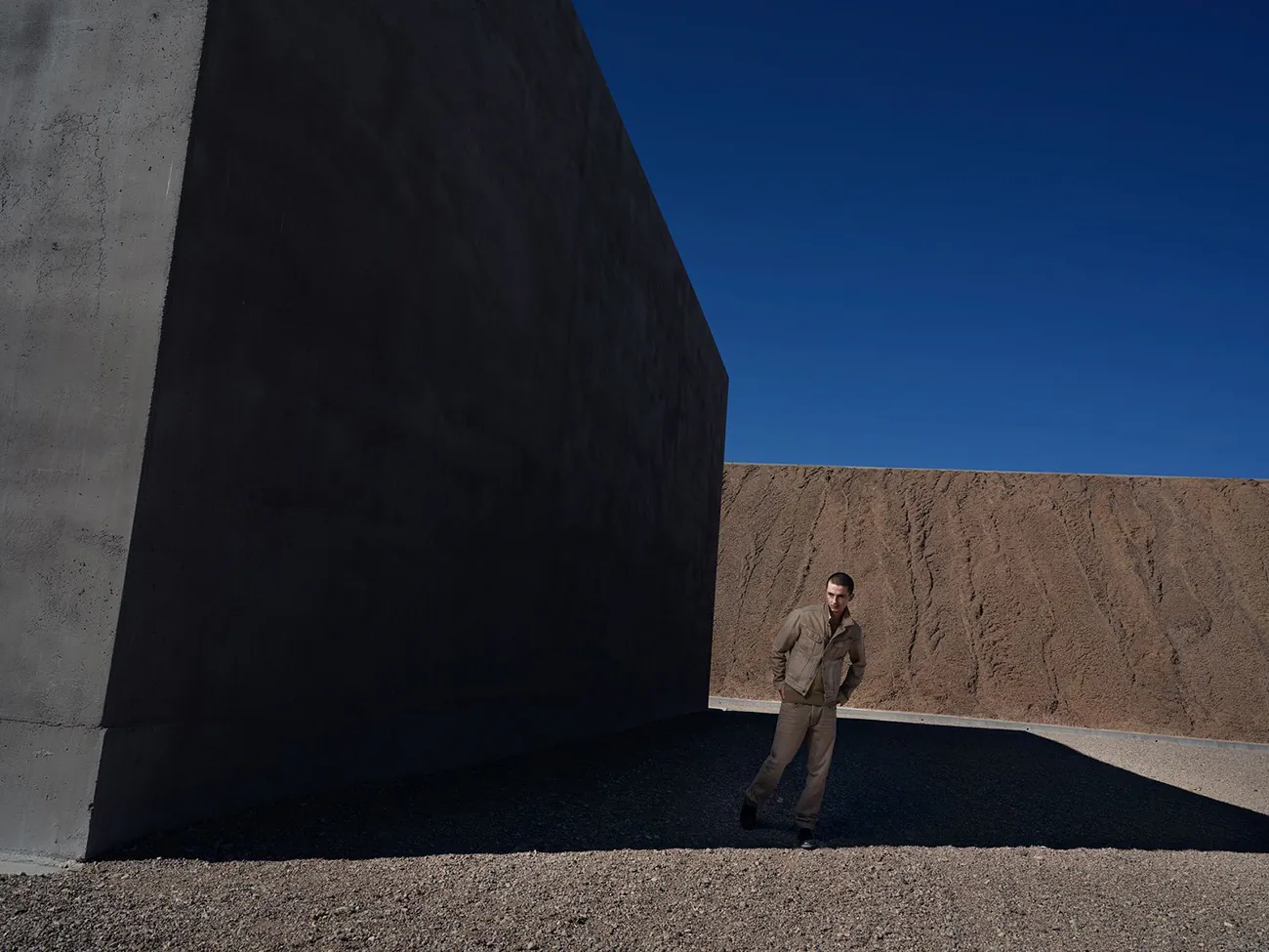 Vogue US 12/2025: Timothée Chalamet chụp bởi Annie Leibovitz