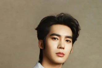 Vu Thích là Đại sứ Thanh lịch của Longines