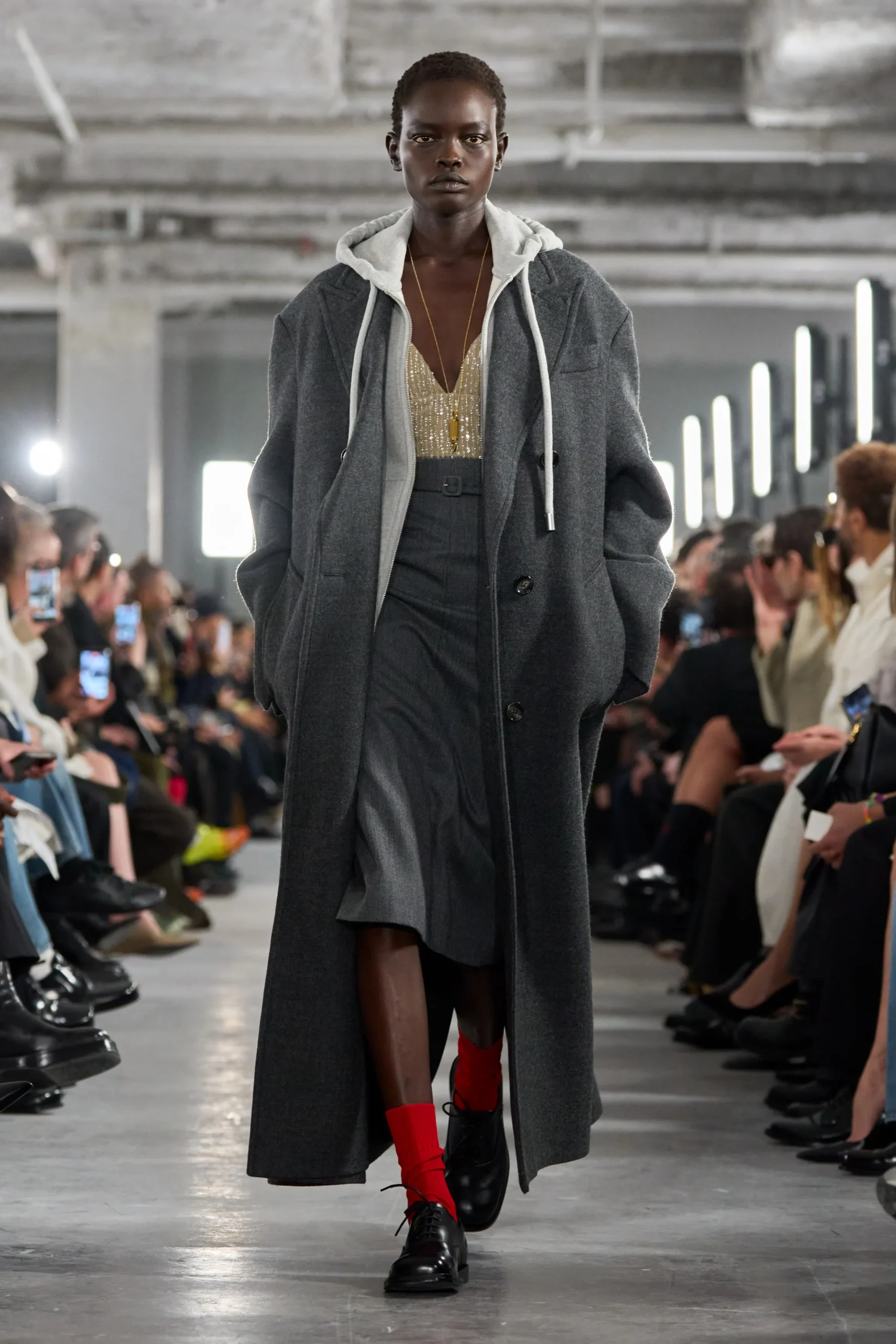 AMI Paris Thu-Đông 2026