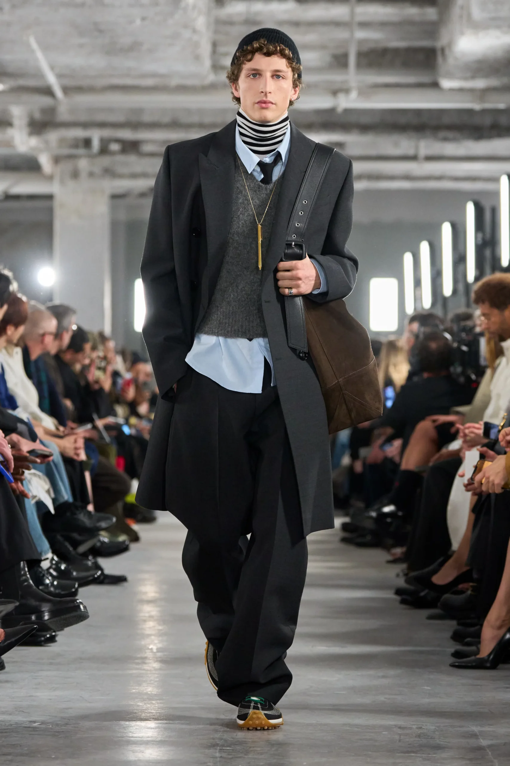 AMI Paris Thu-Đông 2026