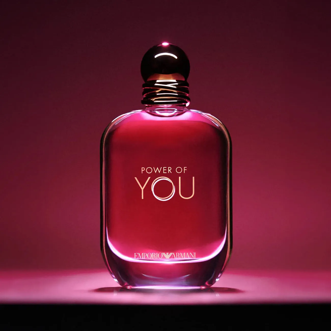 Kendall Jenner, đại sứ toàn cầu của nước hoa Emporio Armani Power of You Eau de Parfum