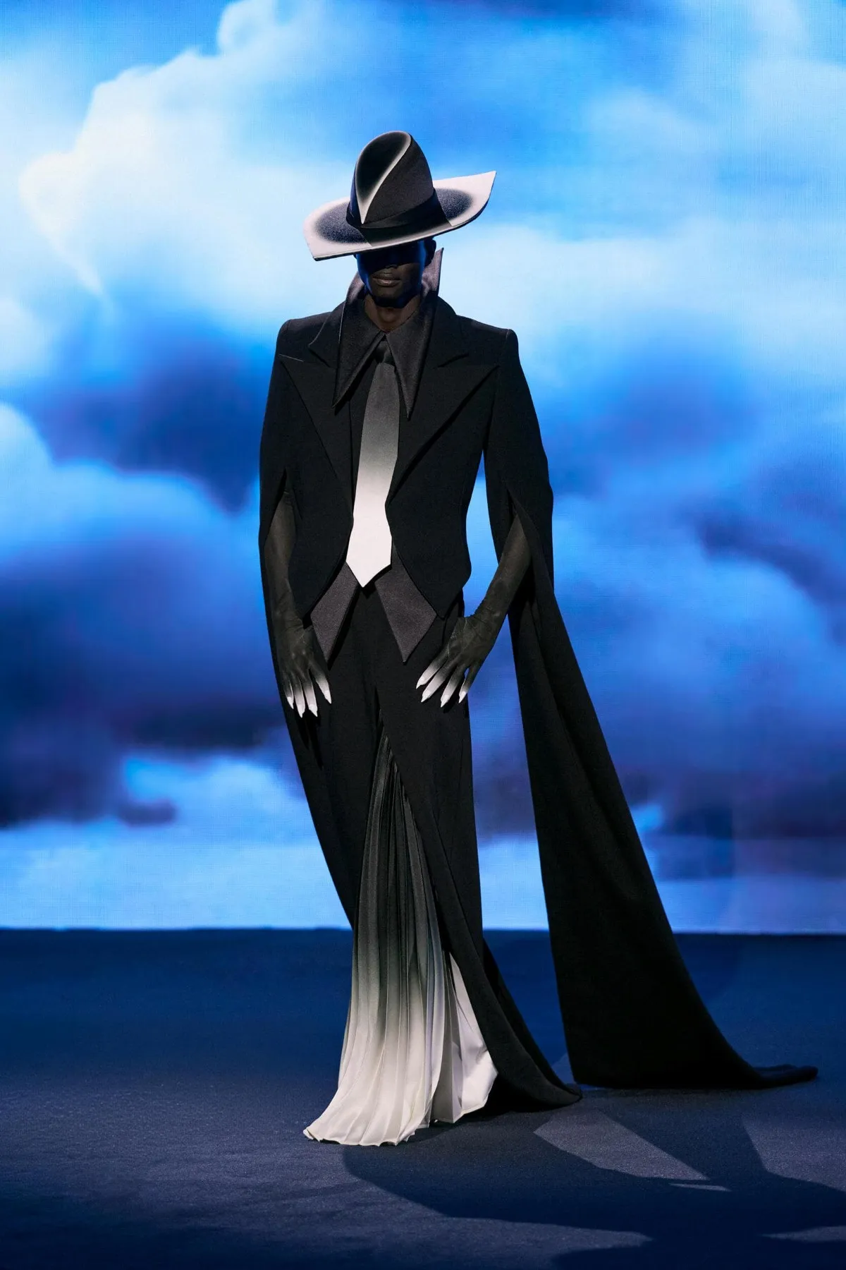 Robert Wun Haute Couture Xuân-Hè 2026