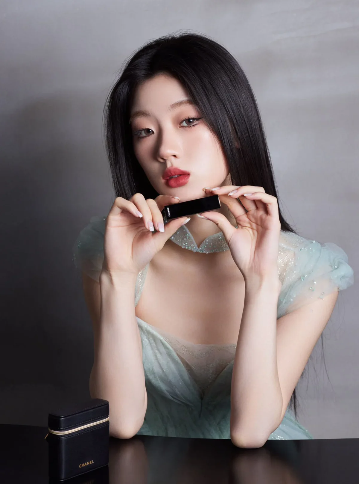 Thiện Y Thuần trở thành đại sứ thương hiệu Chanel