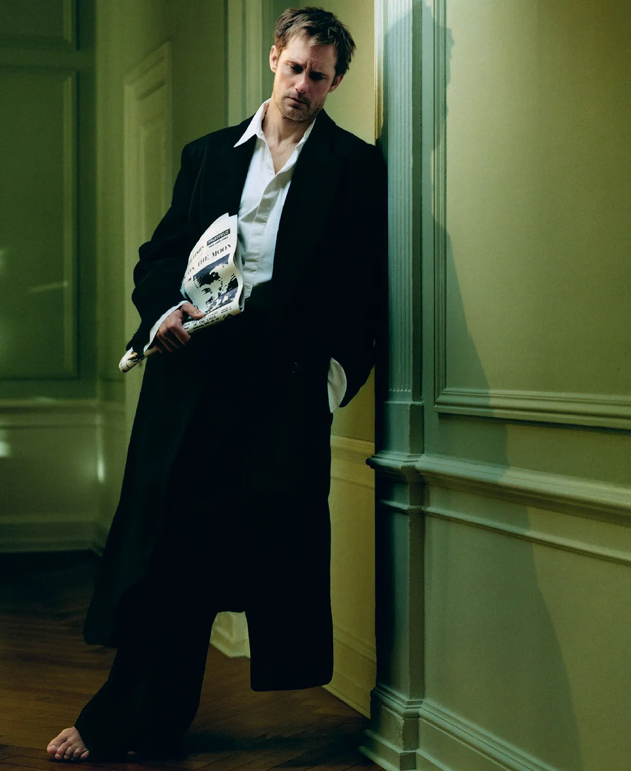 M Le magazine du Monde 21/02/2026: Alexander Skarsgård chụp bởi Thurstan Redding M Le magazine du Monde 21/02/2026: Alexander Skarsgård chụp bởi Thurstan Redding