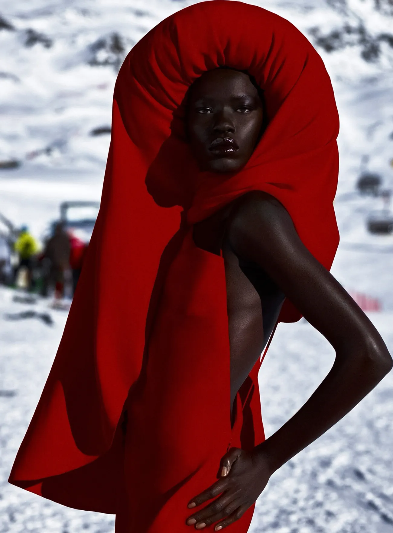 Vogue Italia 02/2026: Awar Odhiang chụp bởi Rafael Pavarotti