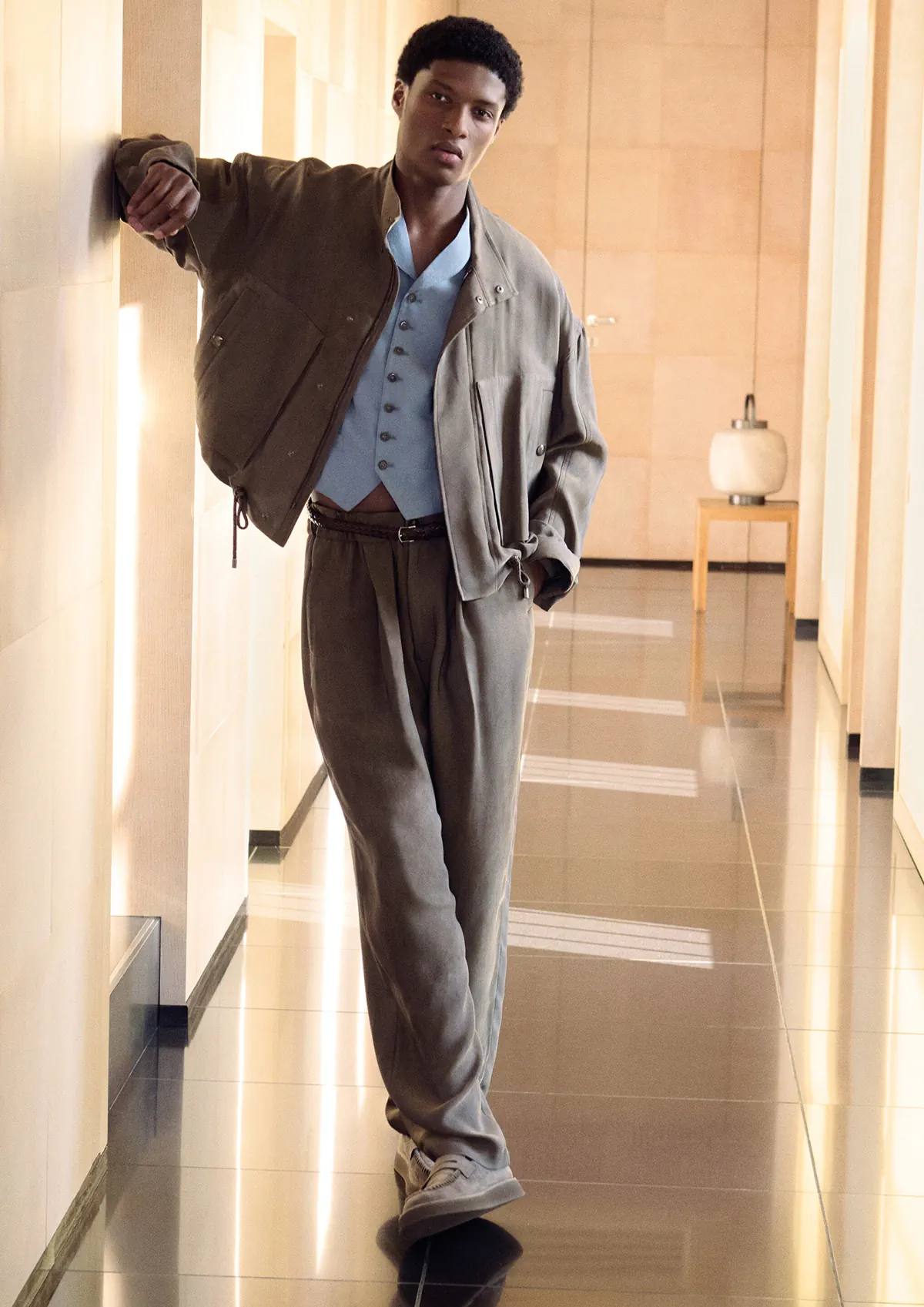 Không gian riêng tư của Giorgio Armani lần đầu xuất hiện trong chiến dịch quảng cáo Xuân-Hè 2026