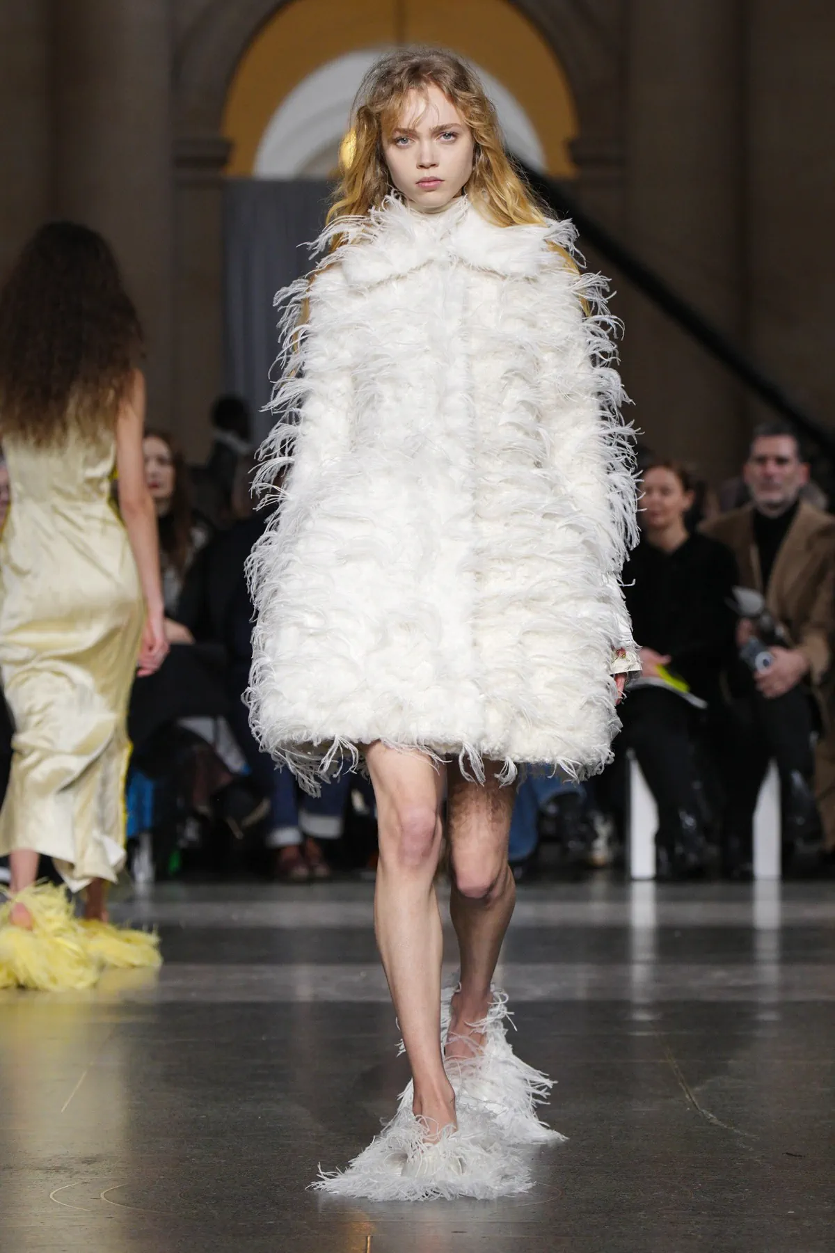 Erdem Thu-Đông 2026 - London Fashion Week