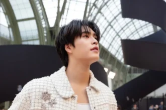 Gemini Titicharoenrak trở thành đại sứ thương hiệu Chanel ở tuổi 21