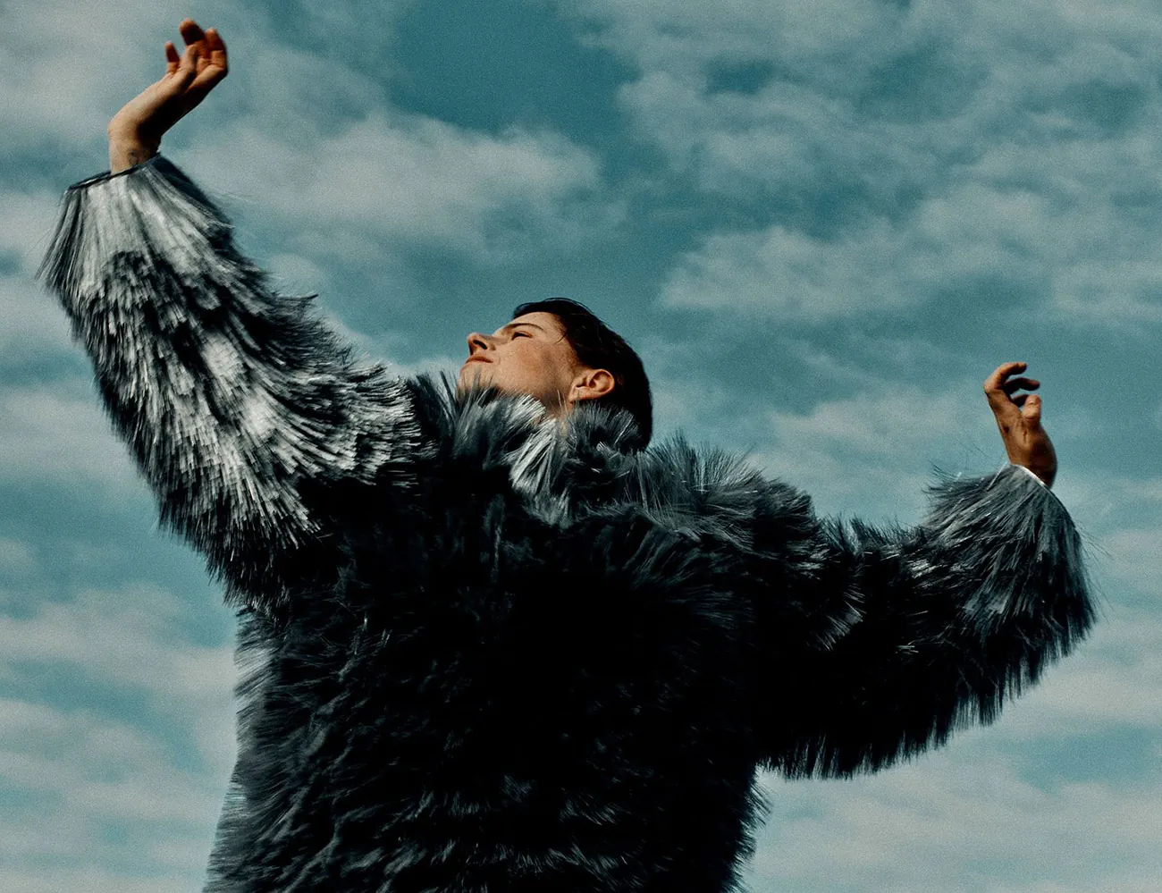 Vogue Anh 02/2026: Jessie Buckley chụp bởi Jack Davison Vogue Anh 02/2026: Jessie Buckley chụp bởi Jack Davison