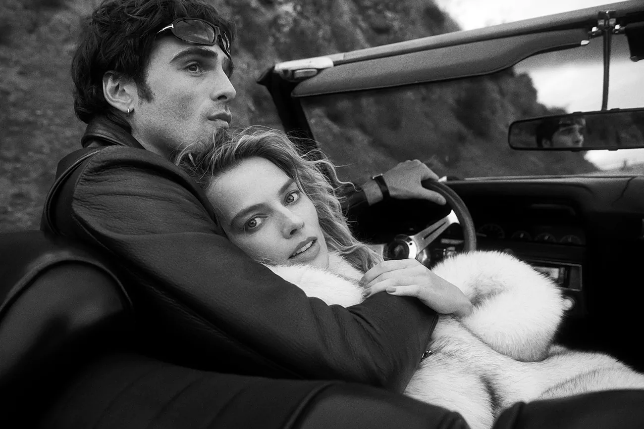 Vogue Australia 02/2026: Margot Robbie và Jacob Elordi chụp bởi Lachlan Bailey