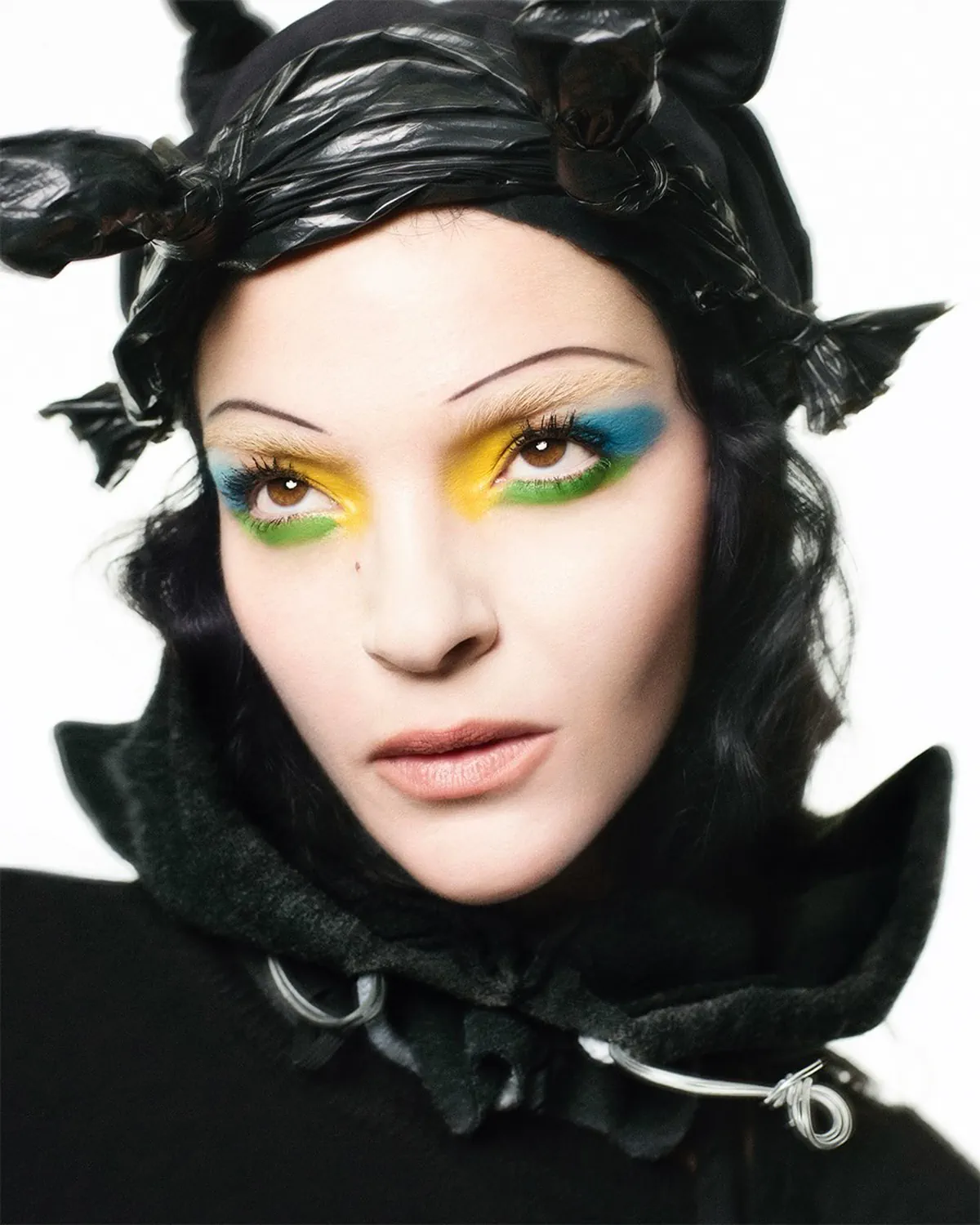 D la Repubblica 28/02/2026: Mariacarla Boscono chụp bởi Karim Sadli