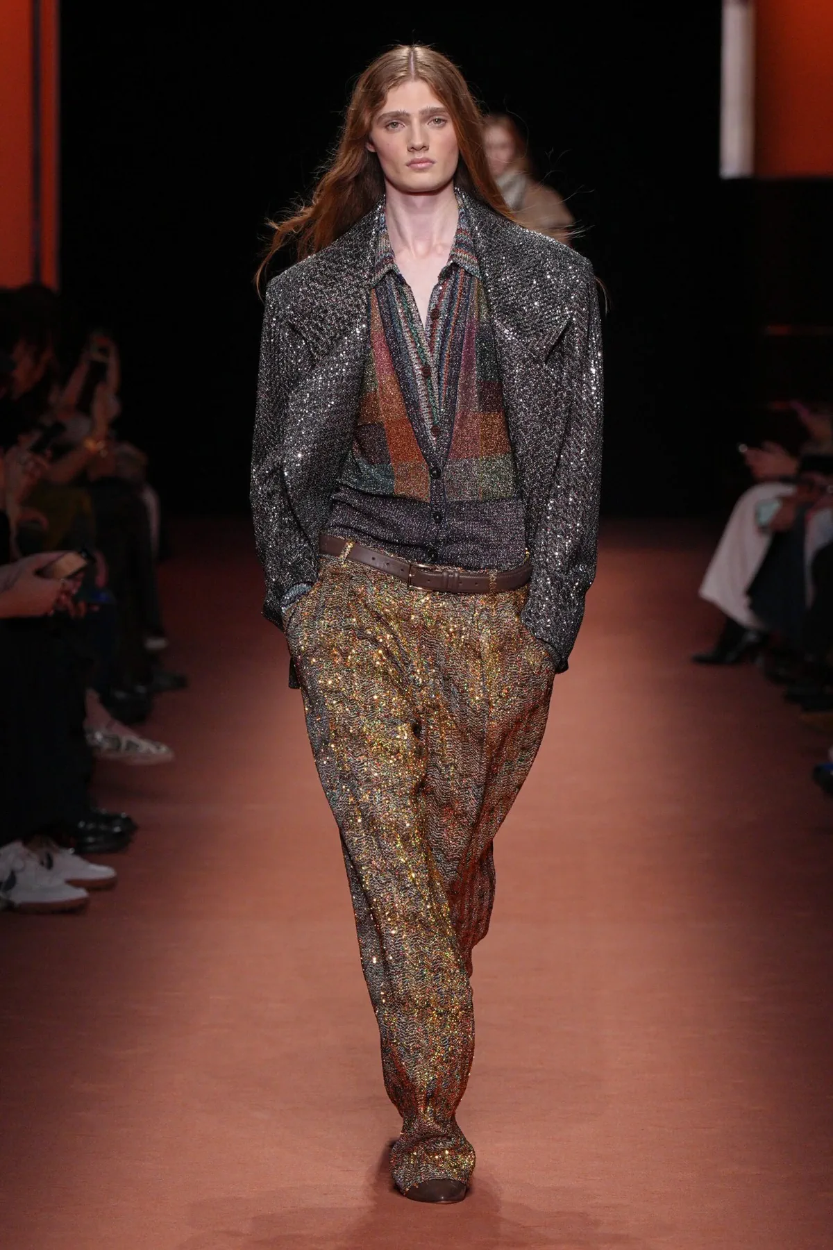 Missoni Thu-Đông 2026: Đơn giản, thực tế và phá cách Missoni Thu-Đông 2026 - Milan Fashion Week