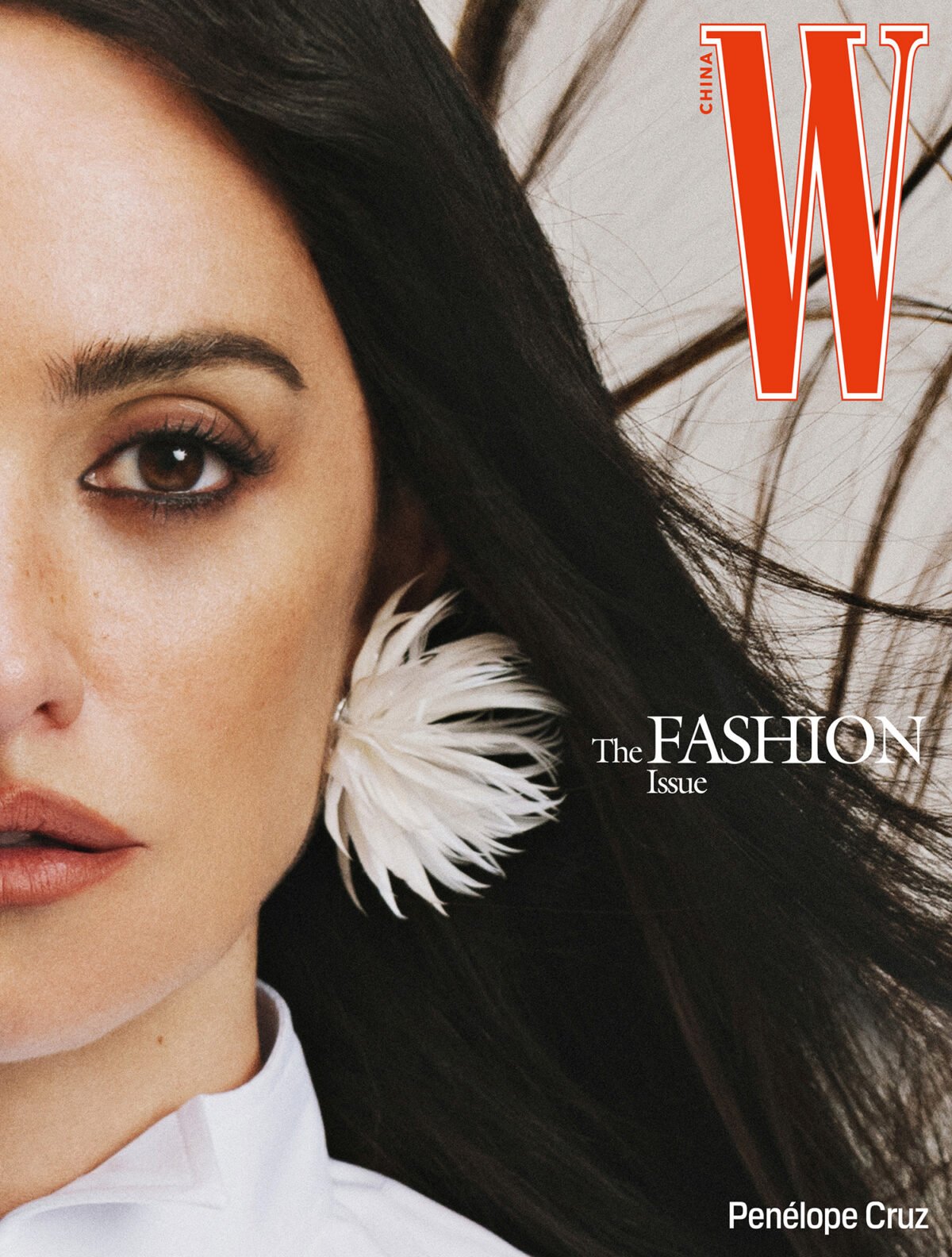 W Magazine Trung Quốc #19 2026: Penélope Cruz và Mona Tougaard mặc Chanel, chụp bởi Zhong Lin