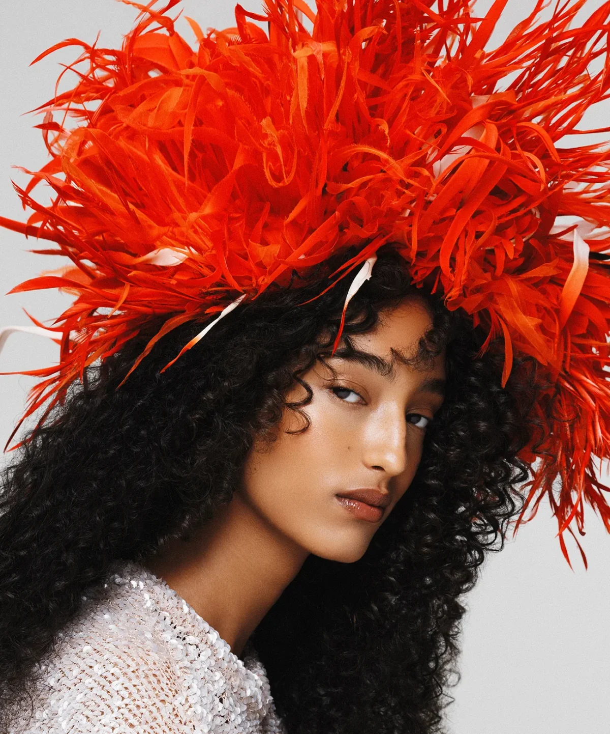 W Magazine Trung Quốc #19 2026: Penélope Cruz và Mona Tougaard mặc Chanel, chụp bởi Zhong Lin