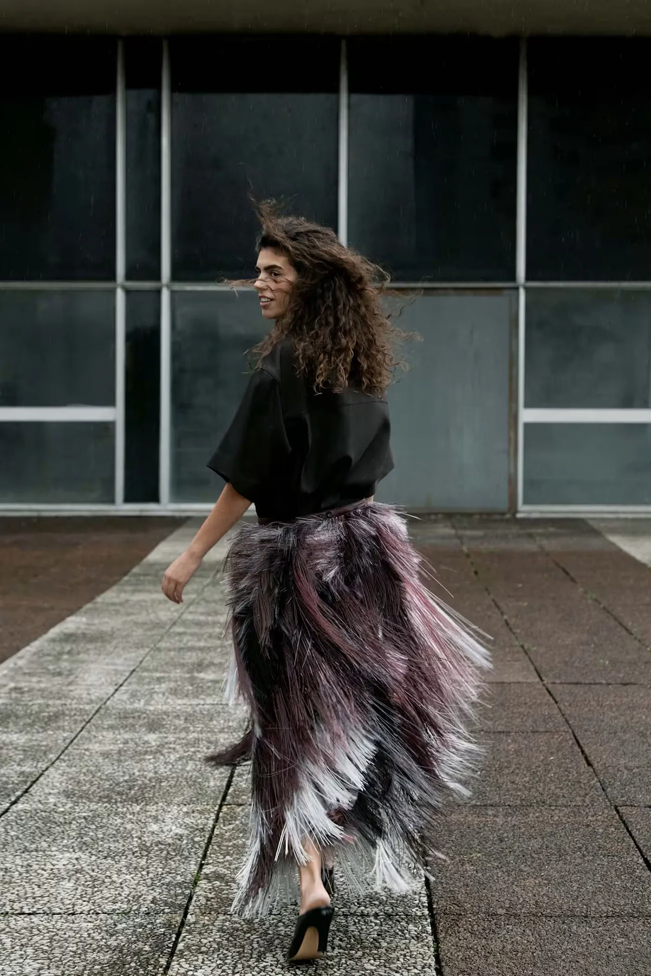 How To Spend It 14/02/2026: Sun Mizrahi chụp bởi Sonia Szóstak