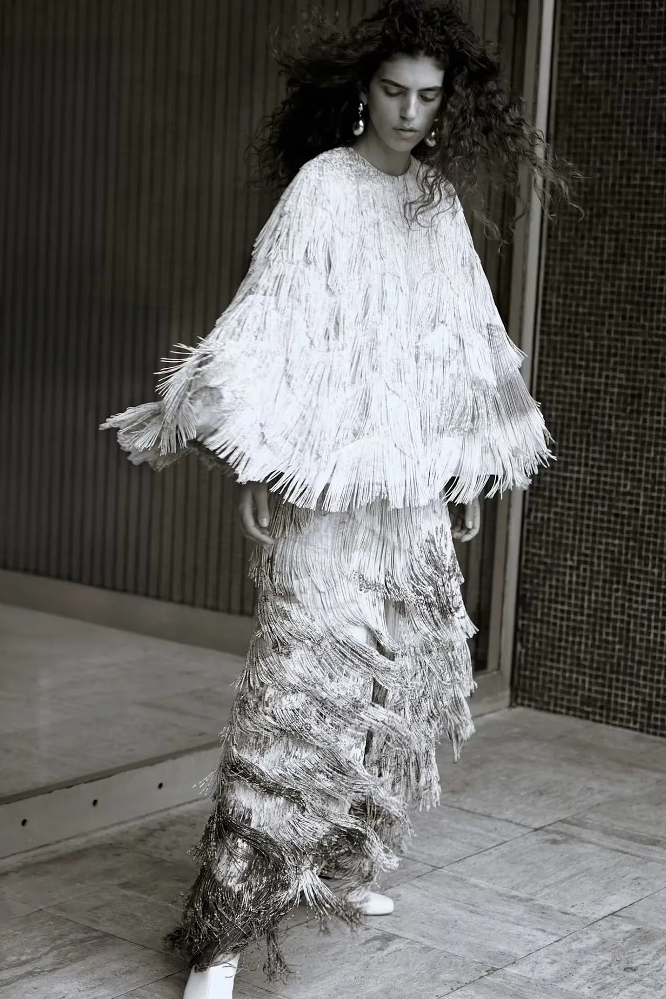 How To Spend It 14/02/2026: Sun Mizrahi chụp bởi Sonia Szóstak