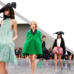 Tuần lễ thời trang Paris Thu-Đông 2026: Ai đến, ai đi và ai biến mất?