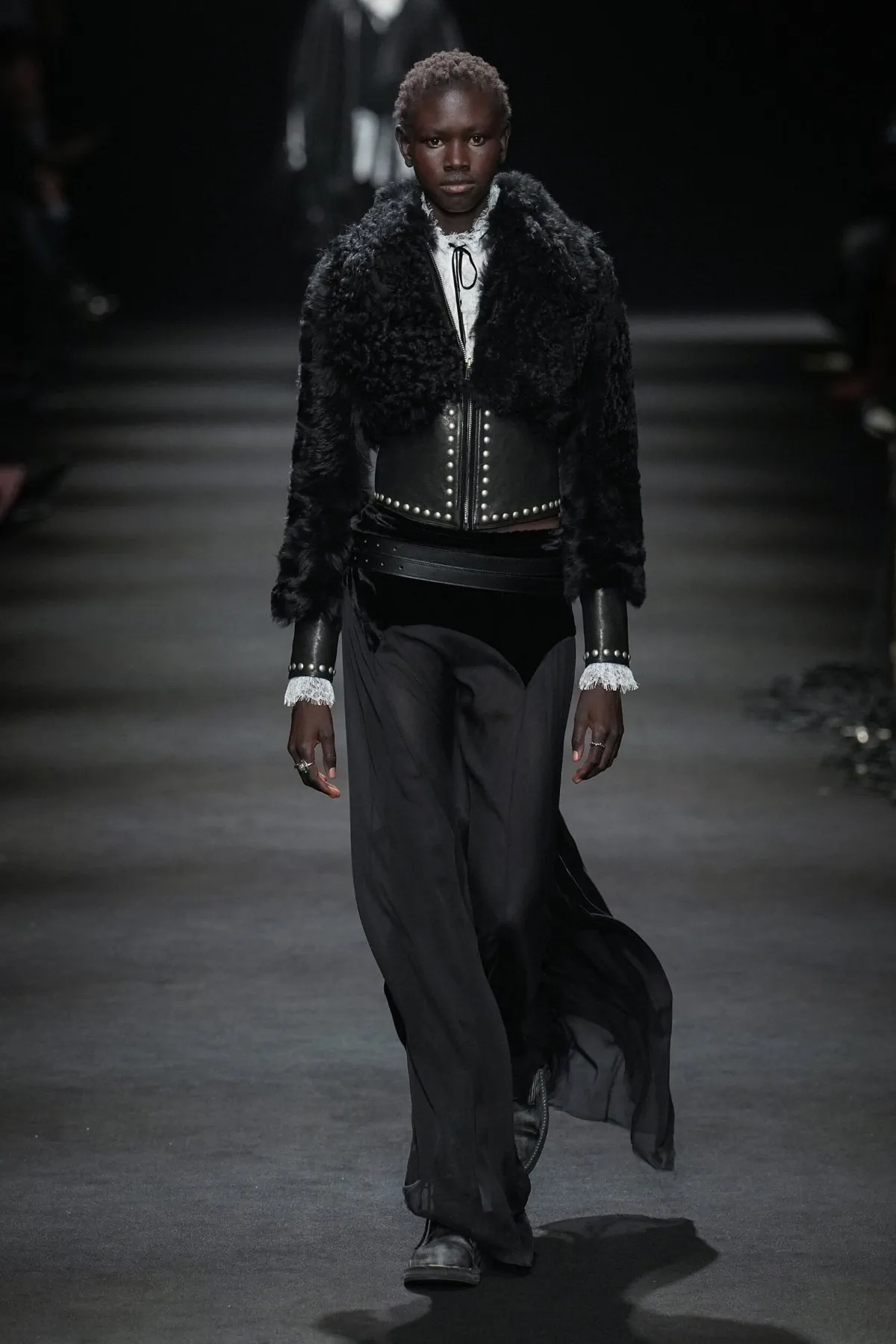 Ann Demeulemeester Thu-Đông 2026 - Paris Fashion Week