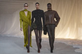 Balmain Thu-Đông 2026 - Paris Fashion Week