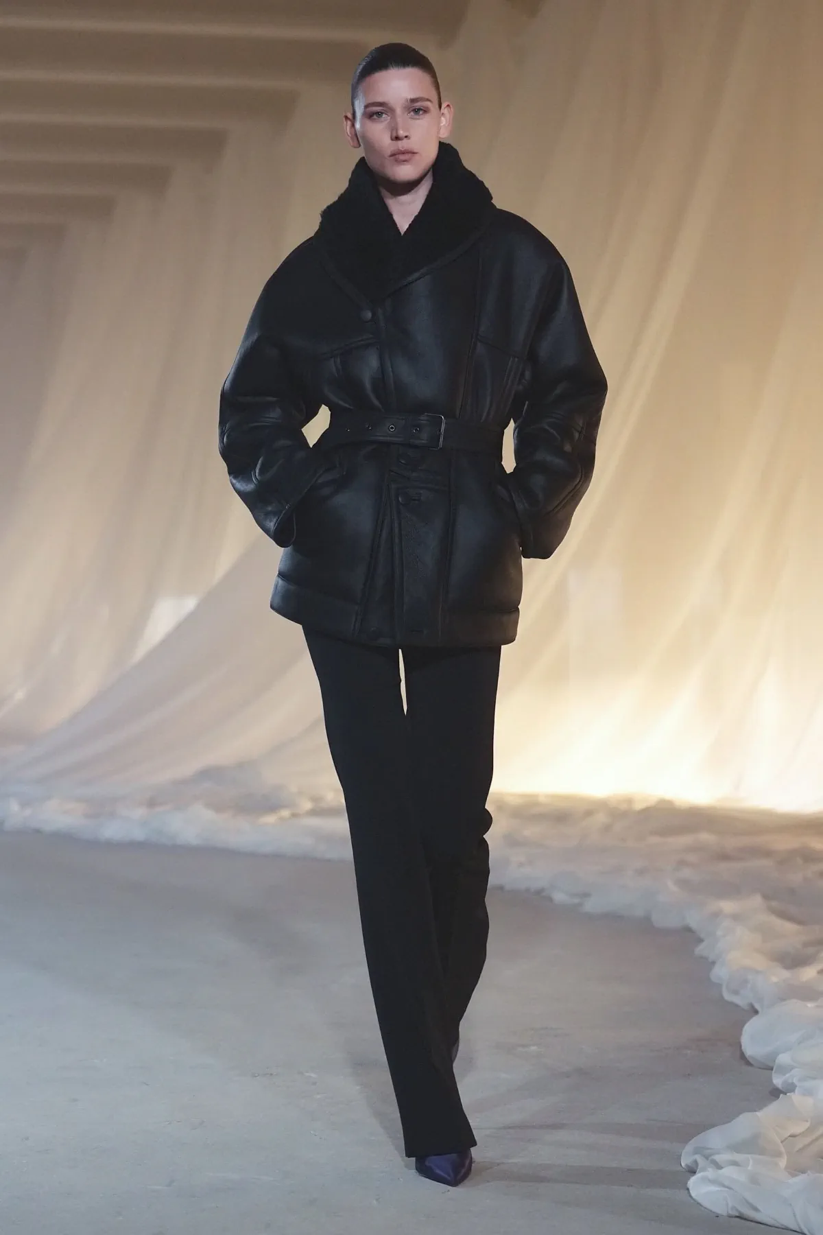 Balmain Thu-Đông 2026 - Paris Fashion Week