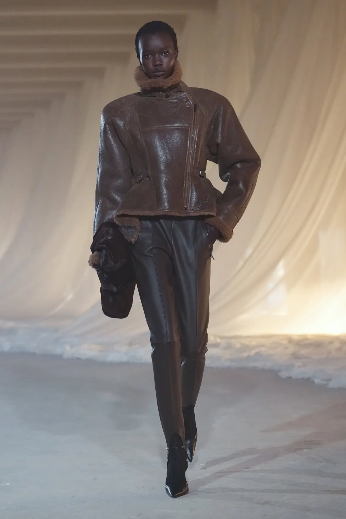 Balmain Thu-Đông 2026 - Paris Fashion Week