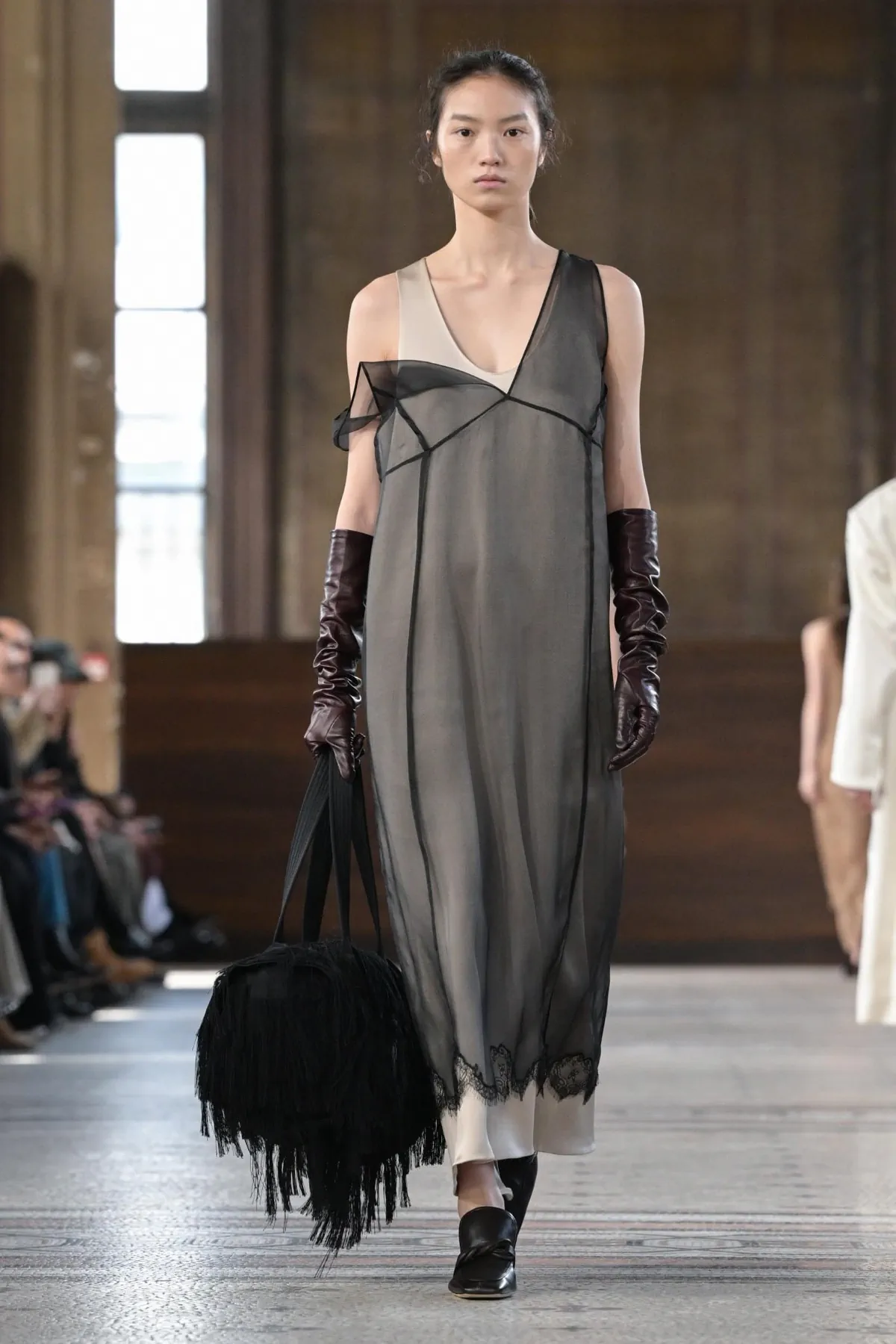 Carven Thu-Đông 2026 - Paris Fashion Week