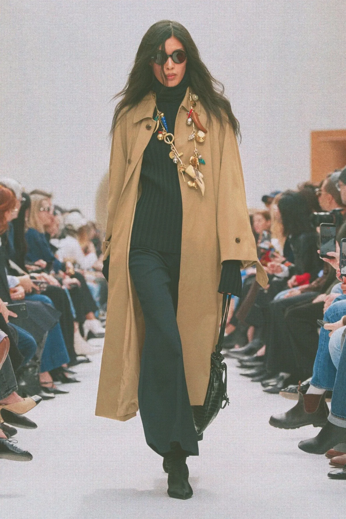 Celine Thu-Đông 2026 - Paris Fashion Week