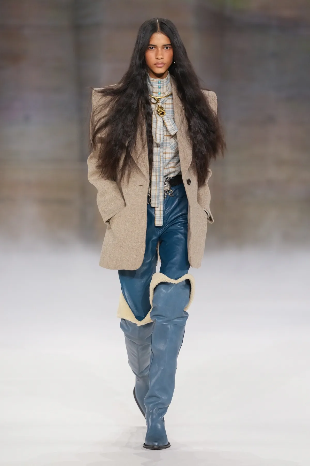 Chloé Thu-Đông 2026 - Paris Fashion Week
