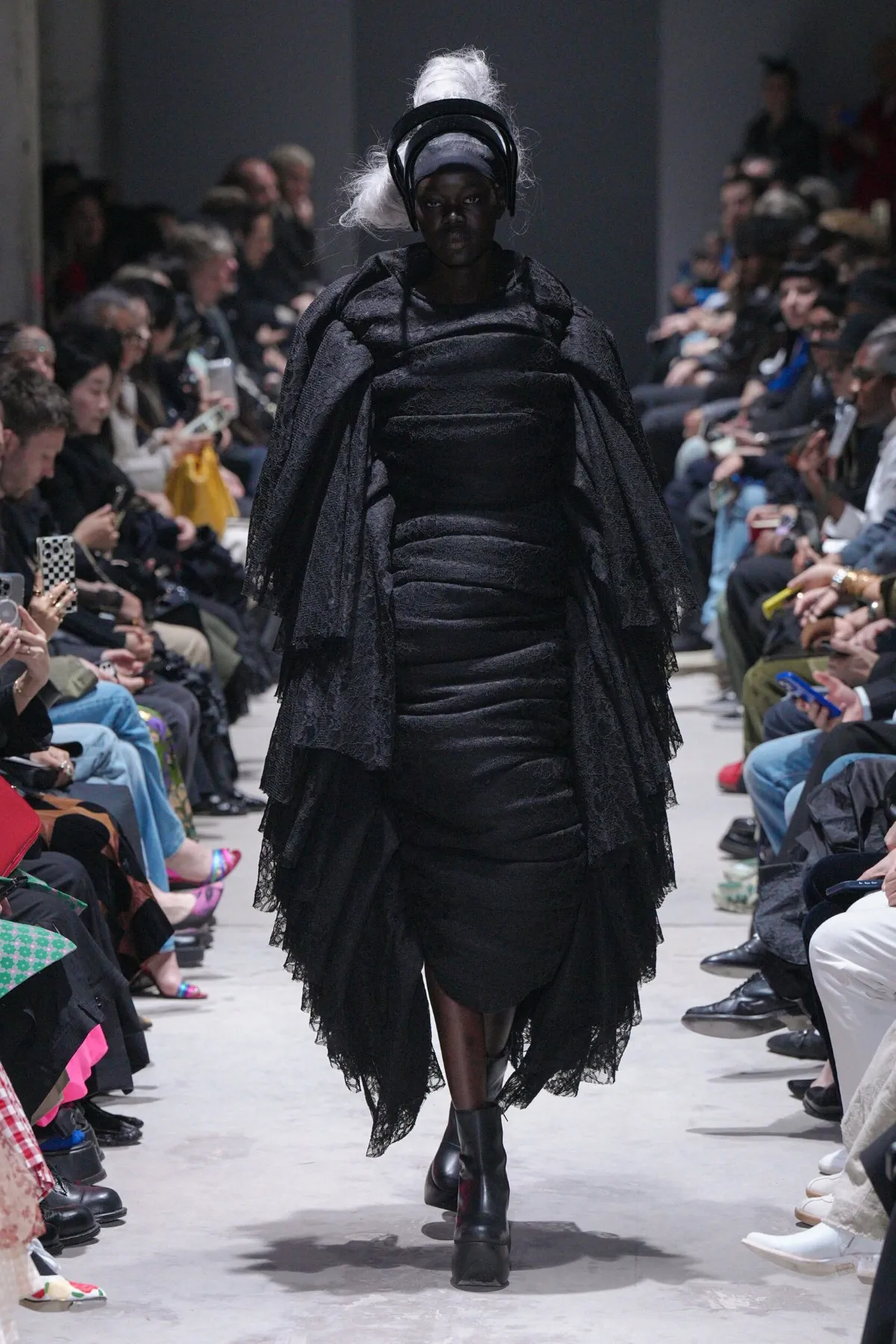 Comme des Garçons Thu-Đông 2026 - Paris Fashion Week