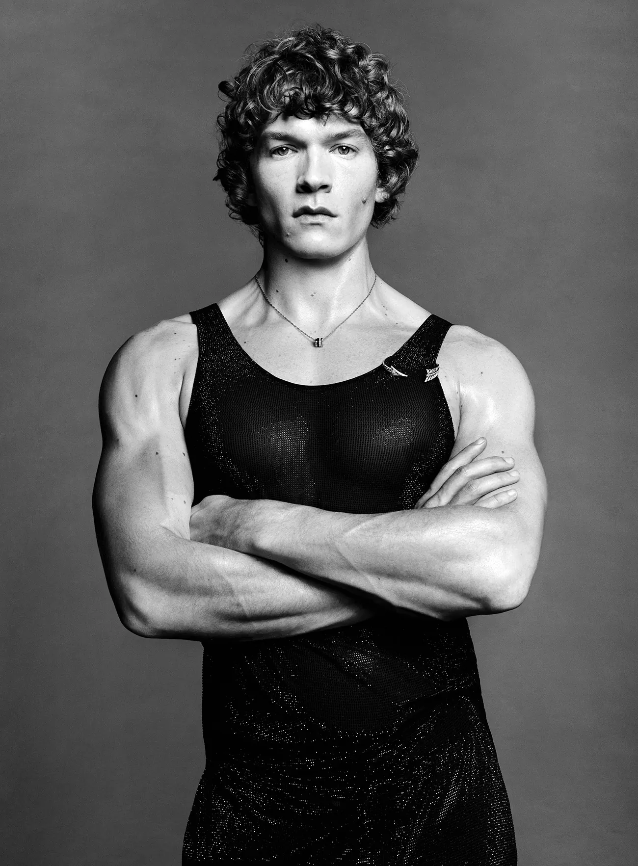 VMan Xuân/Hè 2026: Connor Storrie chụp bởi Luigi & Iango VMan Xuân/Hè 2026: Connor Storrie chụp bởi Luigi & Iango