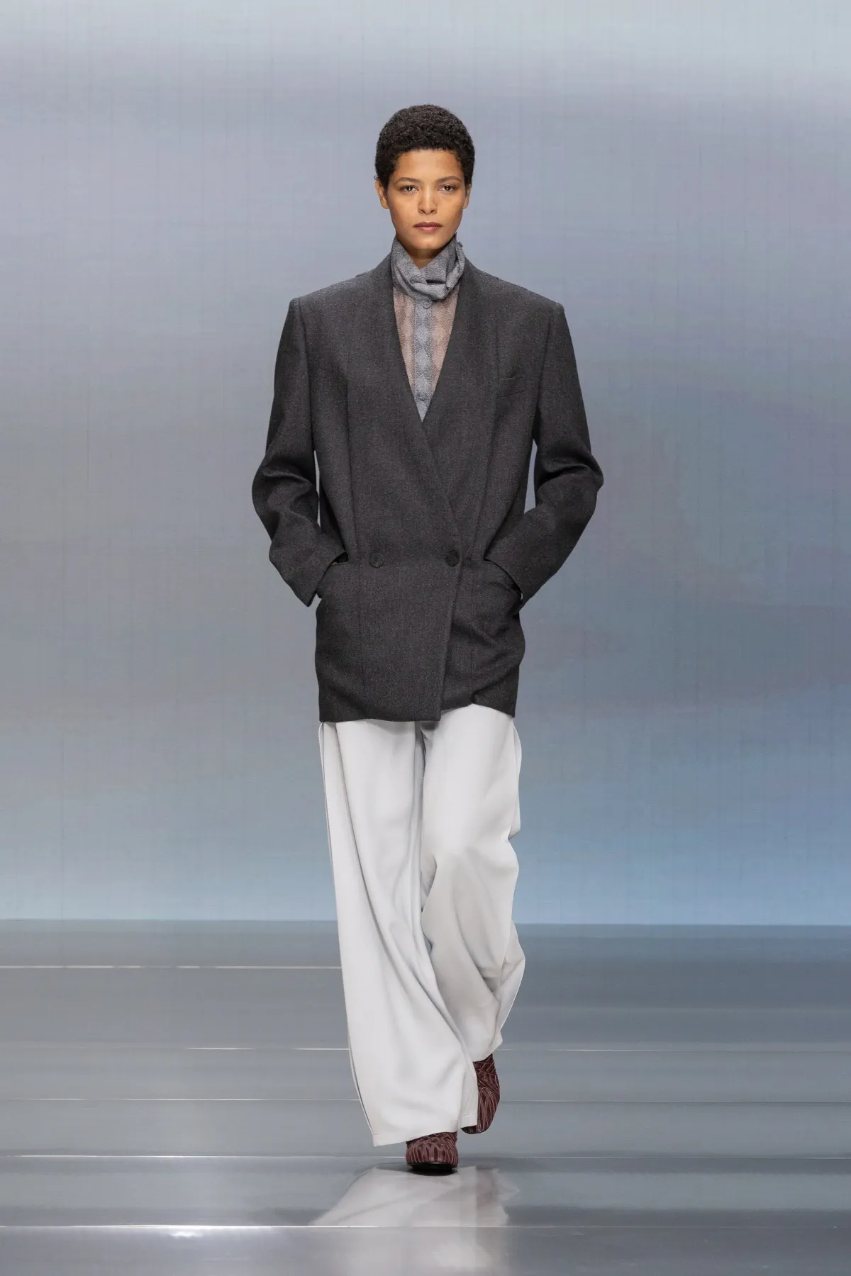 Giorgio Armani Thu-Đông 2026: Bước đi đầu tiên của Silvana Armani Giorgio Armani Thu-Đông 2026 - Milan Fashion Week