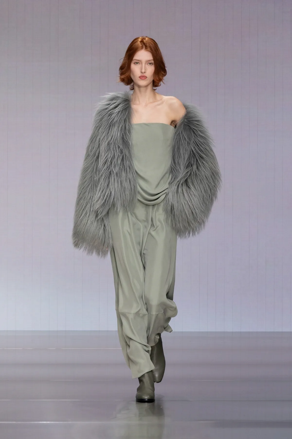 Giorgio Armani Thu-Đông 2026: Bước đi đầu tiên của Silvana Armani Giorgio Armani Thu-Đông 2026 - Milan Fashion Week