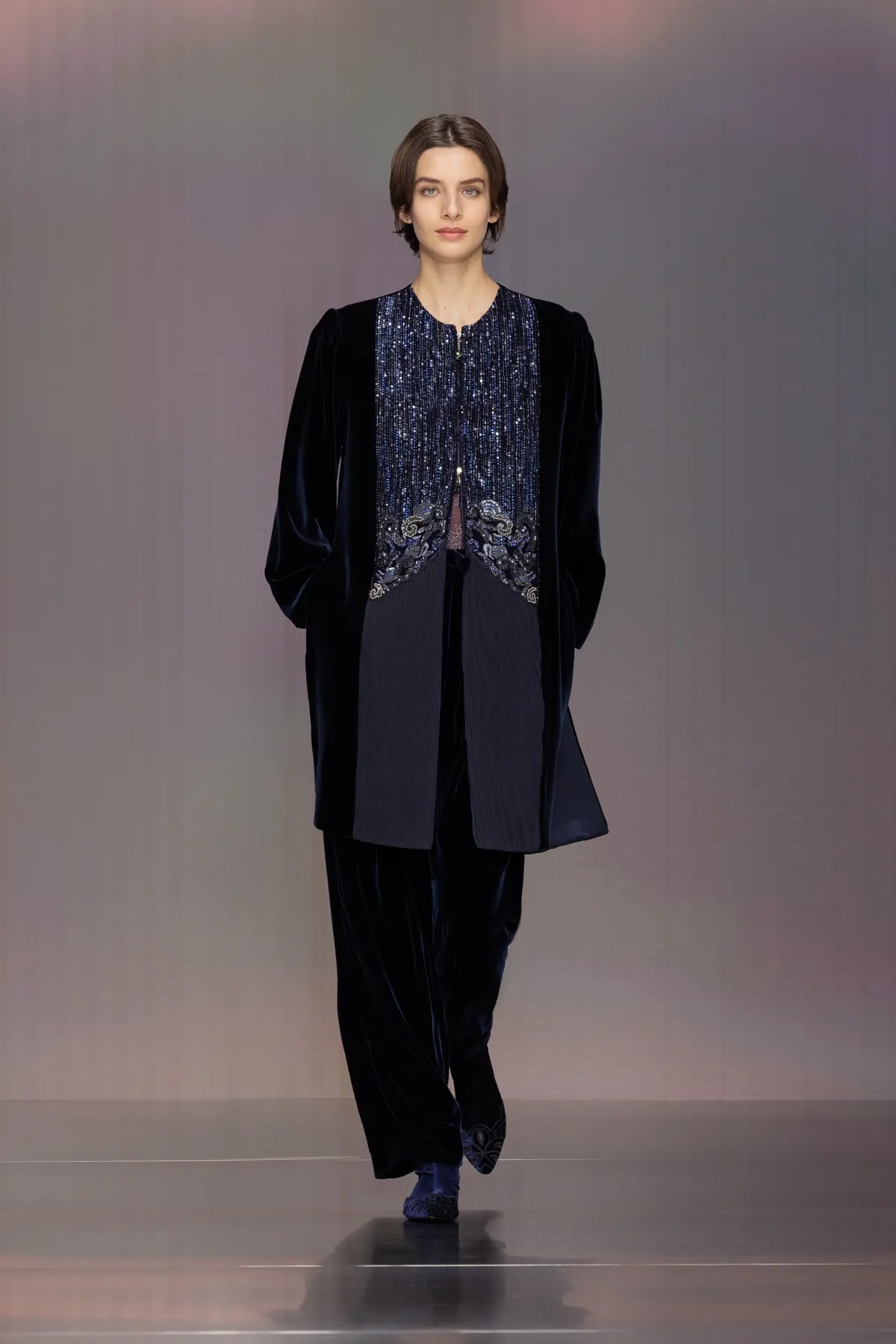 Giorgio Armani Thu-Đông 2026: Bước đi đầu tiên của Silvana Armani Giorgio Armani Thu-Đông 2026 - Milan Fashion Week