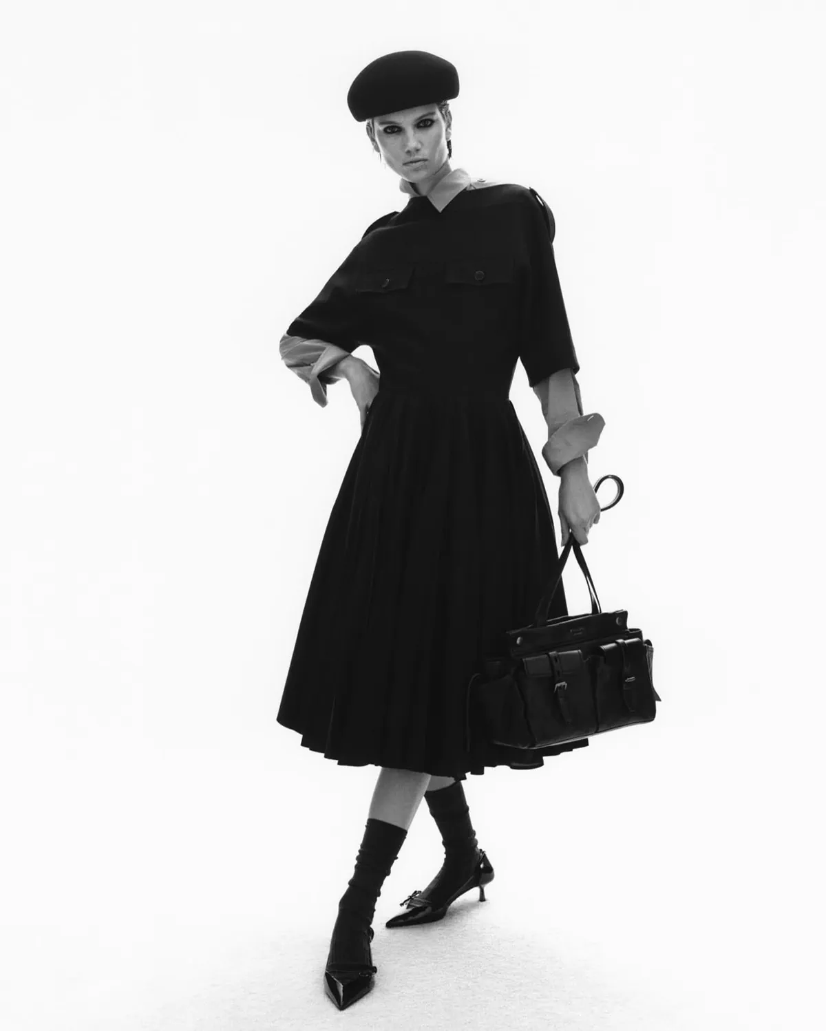 The Sunday Times Style 08/03/2026: Ilana Hansen chụp bởi David Abrahams