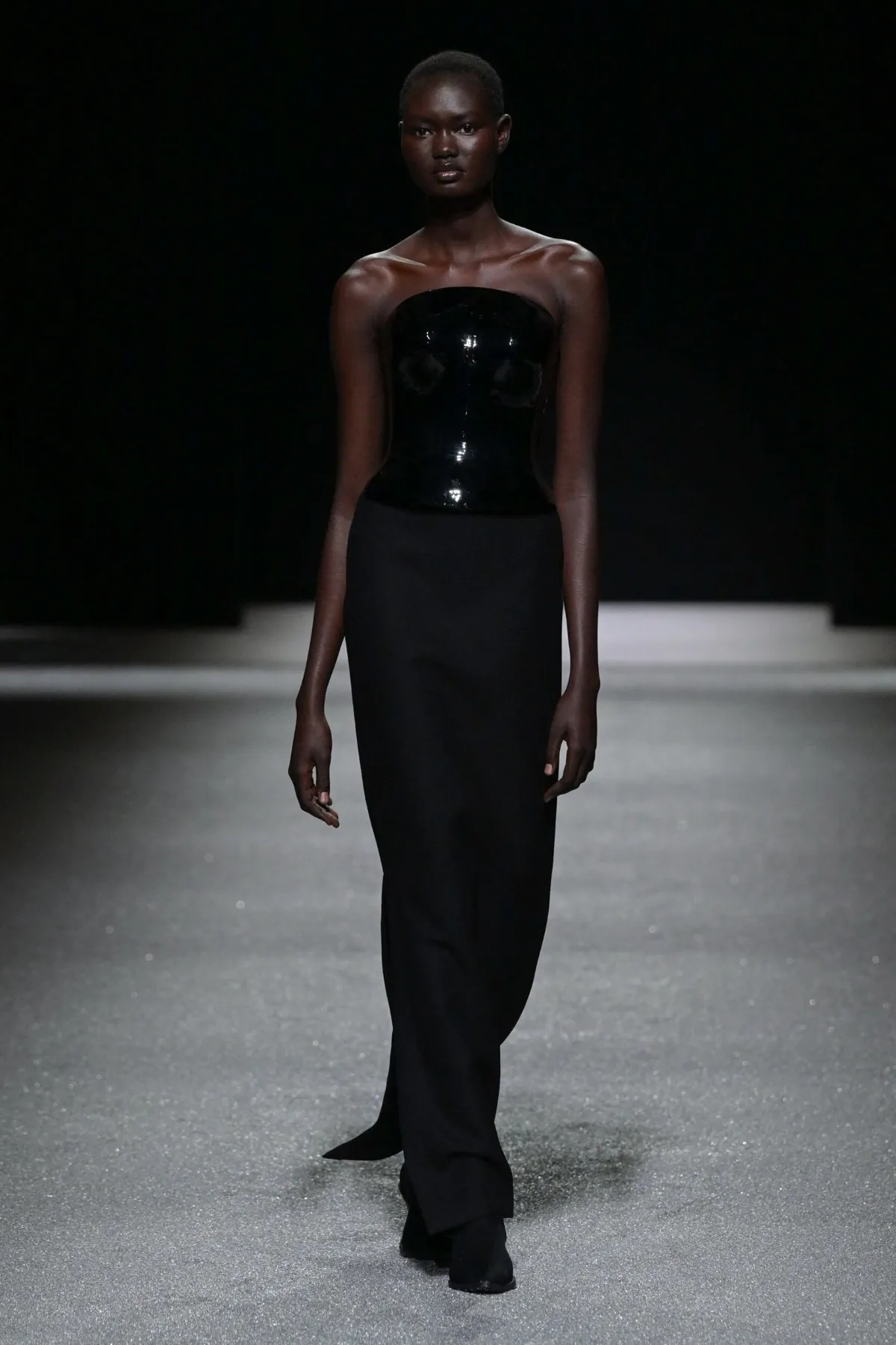 Issey Miyake Thu-Đông 2026 – Paris Fashion Week