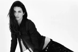 Vogue Pháp 03/2026: Kendall Jenner chụp bởi Renell Medrano