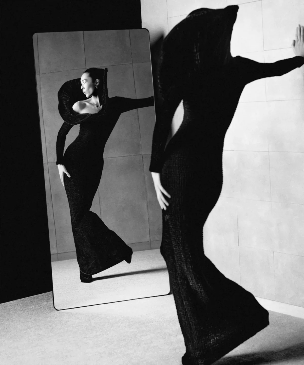 Harper’s Bazaar Trung Quốc 03/2026: Liu Wen chụp bởi Liu Song