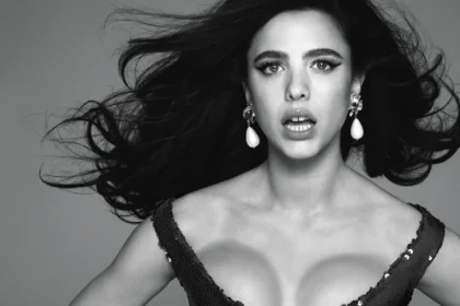 Vanity Fair 03/2026: Margaret Qualley chụp bởi Daniel Jackson