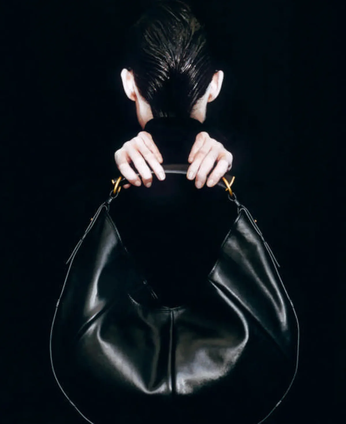 M Le magazine du Monde 14/03/2026: Marte Mei van Haaster chụp bởi David Luraschi