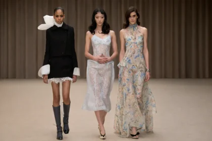 McQueen Thu-Đông 2026 - Paris Fashion Week